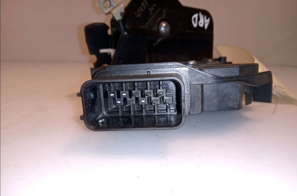 Serrure porte ard Ford MONDEO IV (BA7) 1.8 tdci (2007-2015) occasion