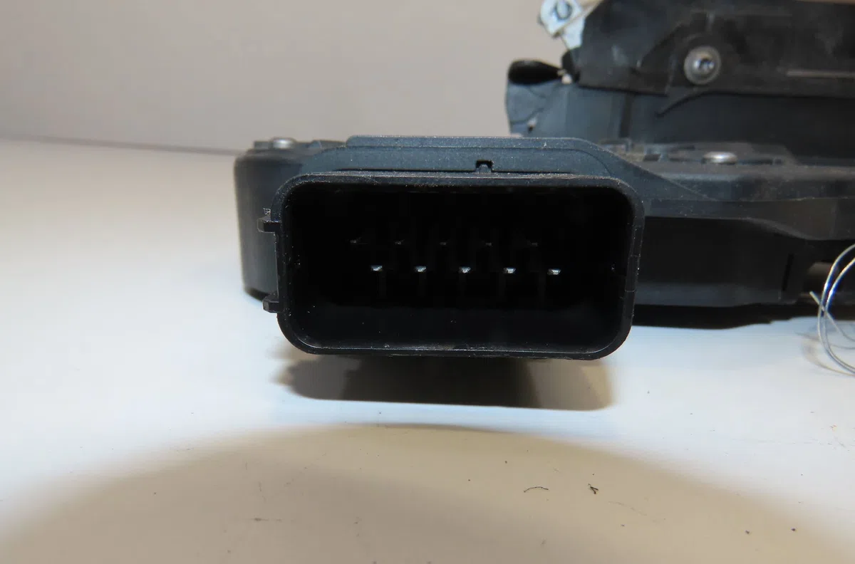 Serrure porte ard Ford S-MAX (WA6) 2.0 tdci (2006-2014) occasion