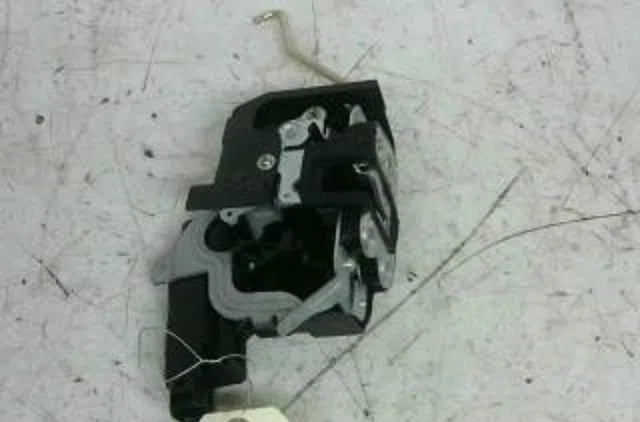 Serrure porte ard Kia PICANTO I (SA) 1.0 (2004-2011) occasion