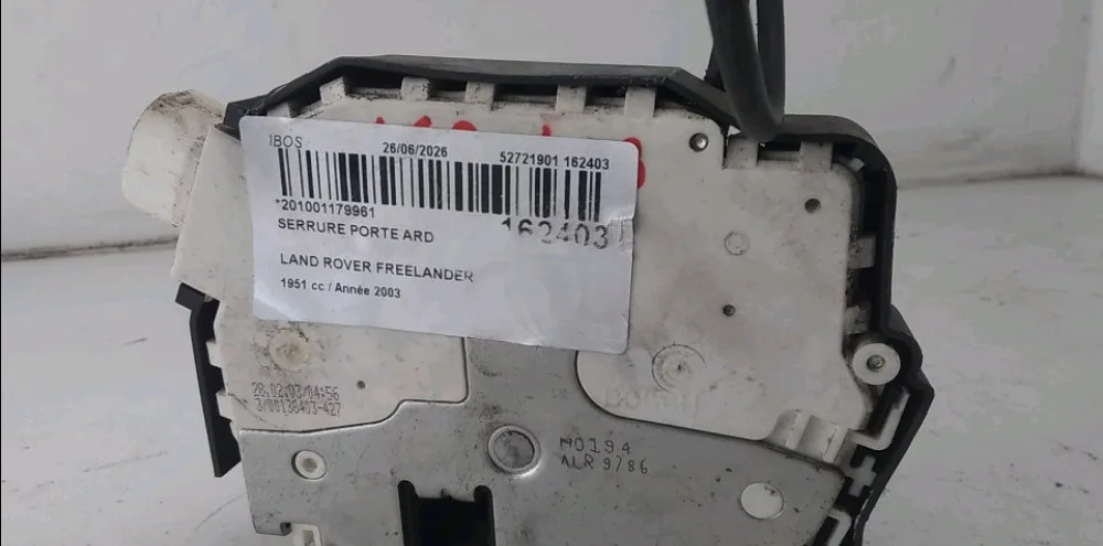Serrure porte ard Land rover FREELANDER I (L314) 2.0 td4 4x4 (2000-2006) occasion