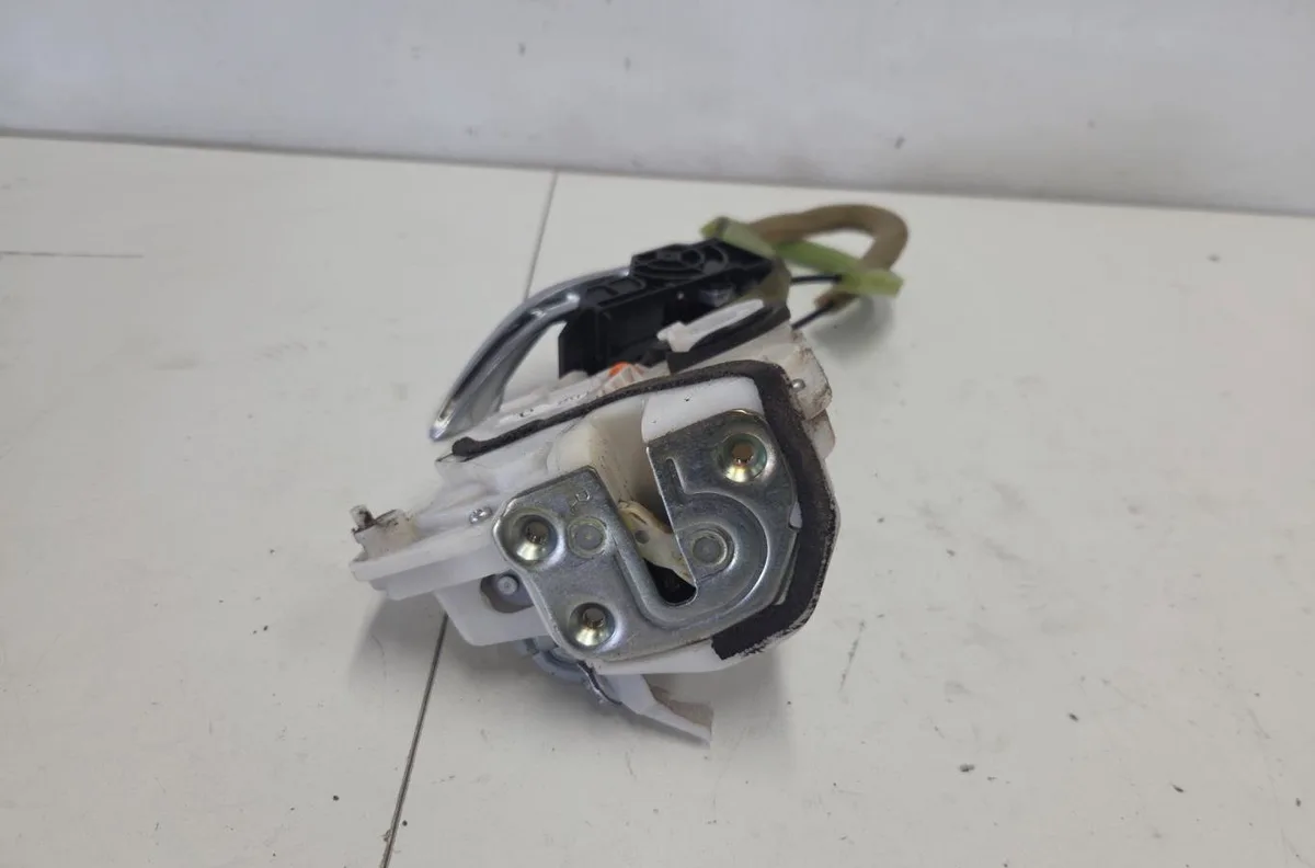 Serrure porte ard MAZDA CX5 1 PHASE 2 occasion