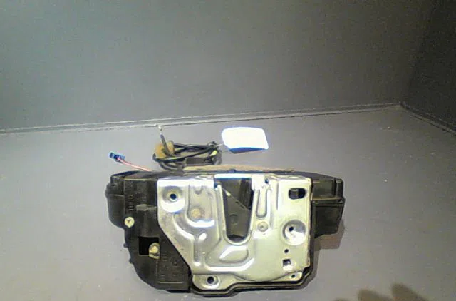 Serrure porte ard Mercedes-benz CLASSE E (W211) E 320 cdi (211.026) (2002-2008) occasion