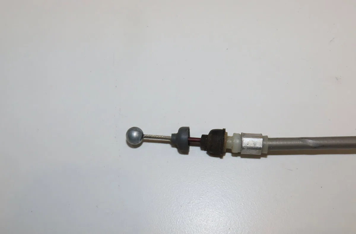Serrure porte ard Nissan MICRA III (K12) 1.5 dci (2003-2010) occasion