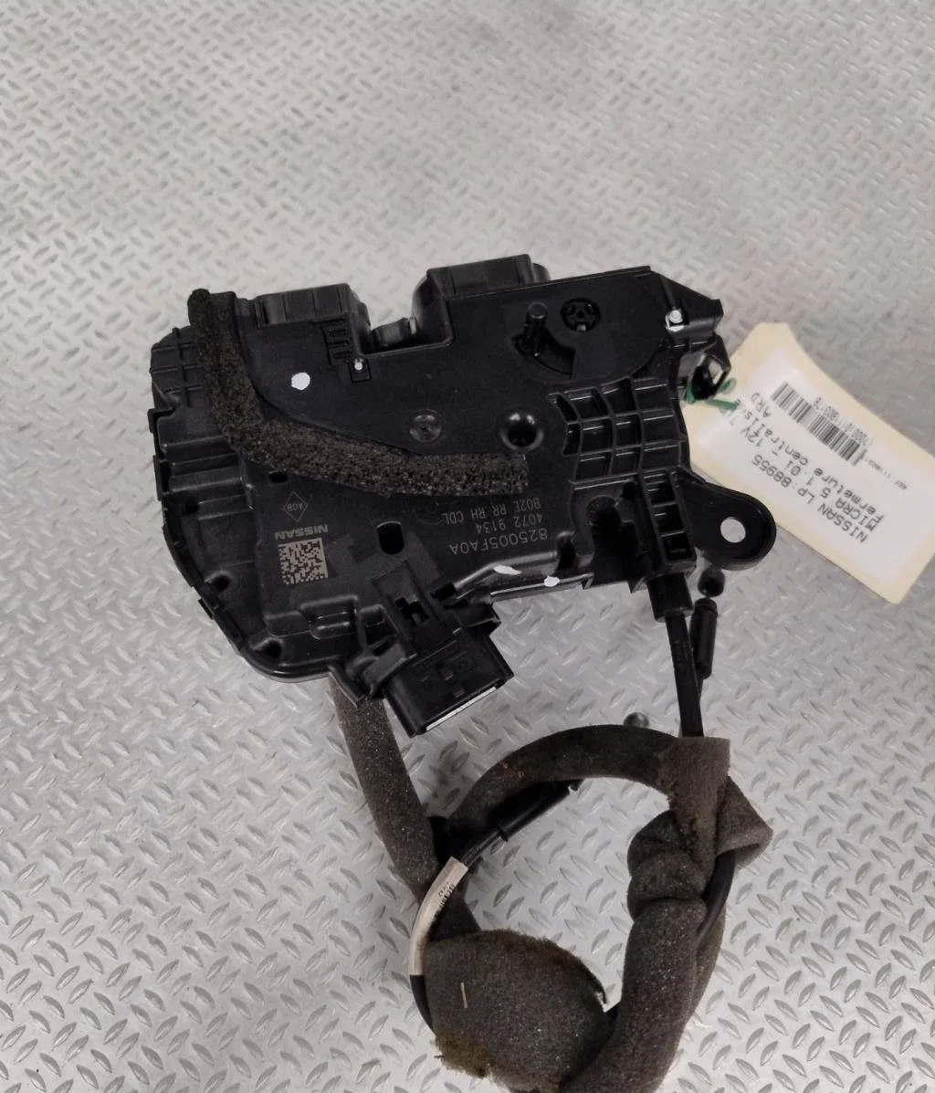 Serrure porte ard Nissan MICRA V (K14) 1.0 ig-t (2021) occasion