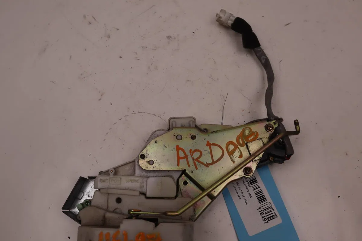 Serrure porte ard Opel AGILA (A) (H00) 1.2 16v (f68) (2000-2007) occasion