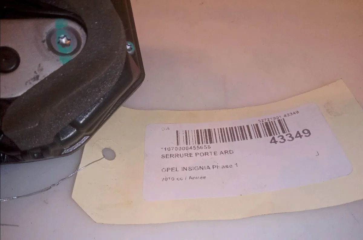 Serrure porte ard Opel INSIGNIA A (G09) 2.0 cdti (68) (2008-2017) occasion