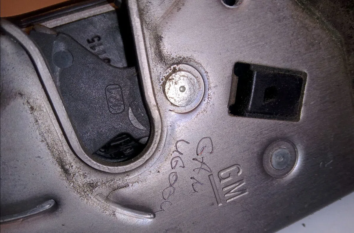 Serrure porte ard Opel ZAFIRA A Monospace (T98) 2.2 dti 16v (f75) (2002-2005) 5 portes occasion