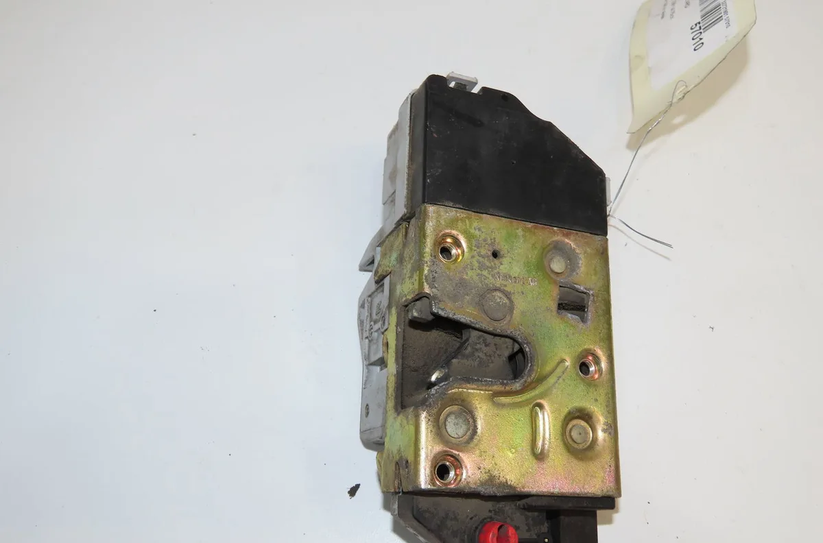 Serrure porte ard Peugeot 206 SW (2E-K) 1.4 (2002-2007) occasion