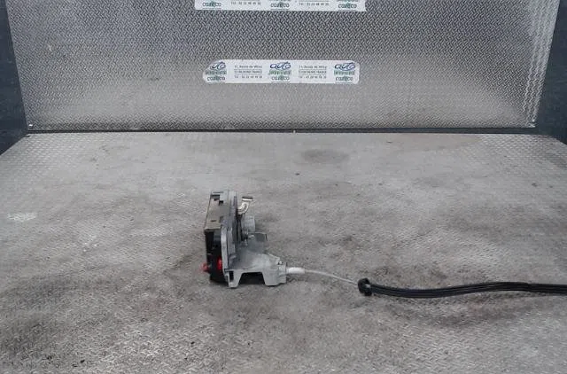 Serrure porte ard PEUGEOT 307  307 PHASE 1 BREAK occasion