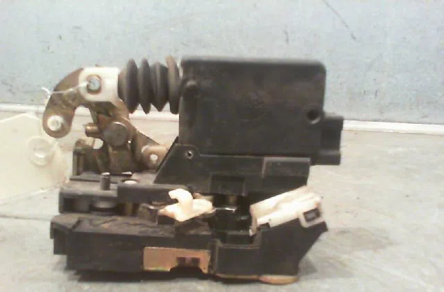 Serrure porte ard RENAULT CLIO I 1991 occasion