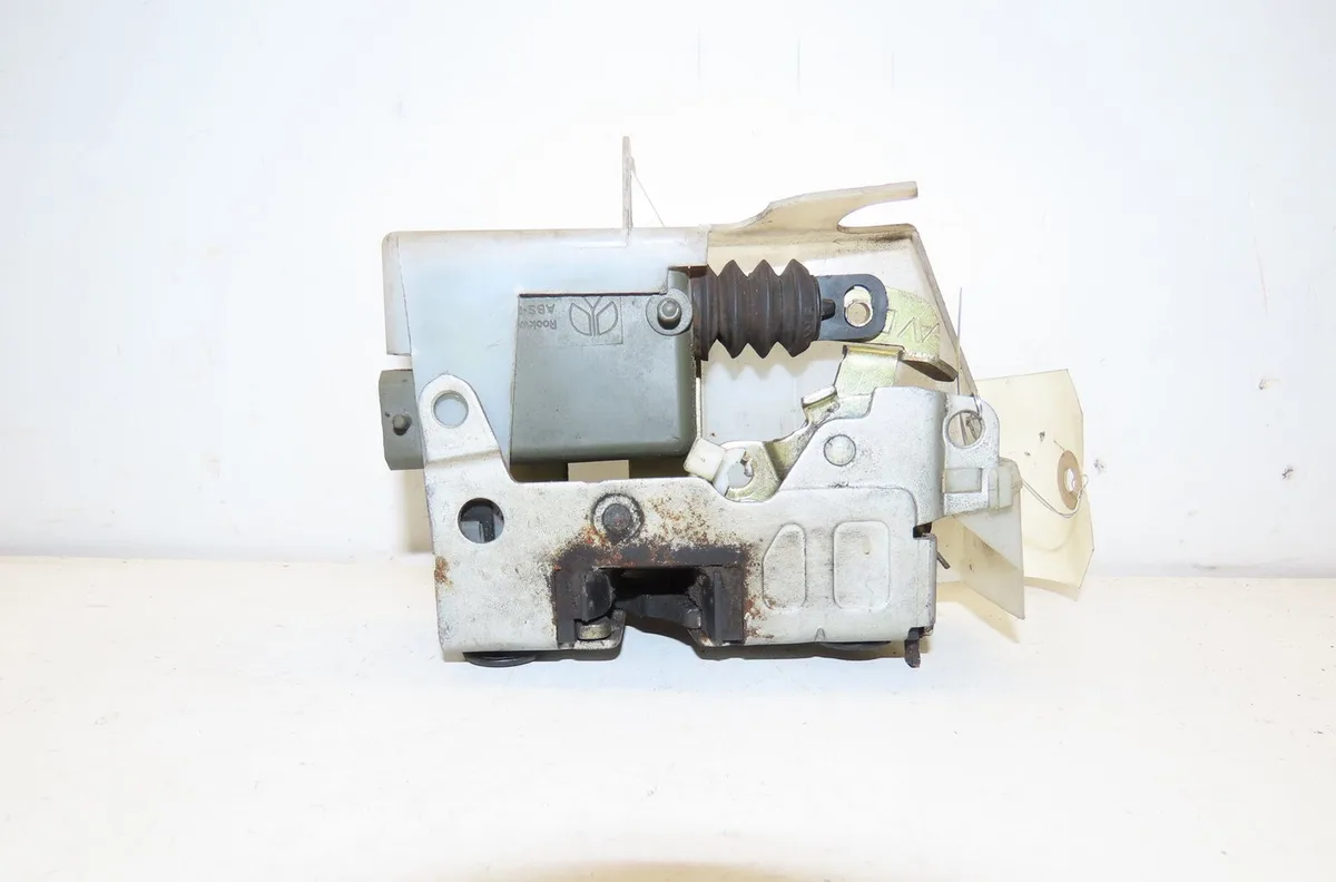 Serrure porte ard Renault CLIO II (BB_, CB_) 1.5 dci (b-cb07) (2001-2009) 3 portes occasion