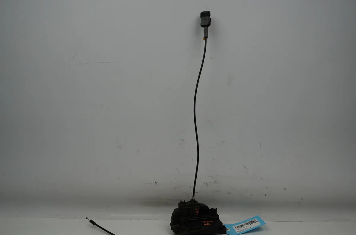 Serrure porte ard Renault CLIO III (BR0-1, CR0-1) 1.4 16v (2005-2012) occasion