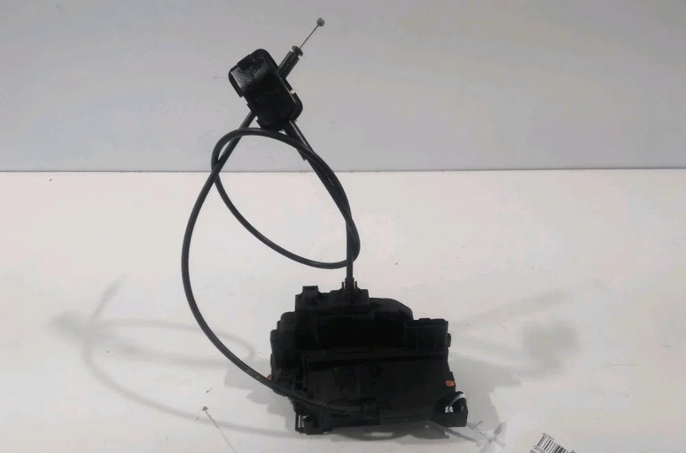 Serrure porte ard Renault CLIO III Grandtour (KR0-1_) 1.5 dci (kr0f) (2007-2012) 5 portes occasion