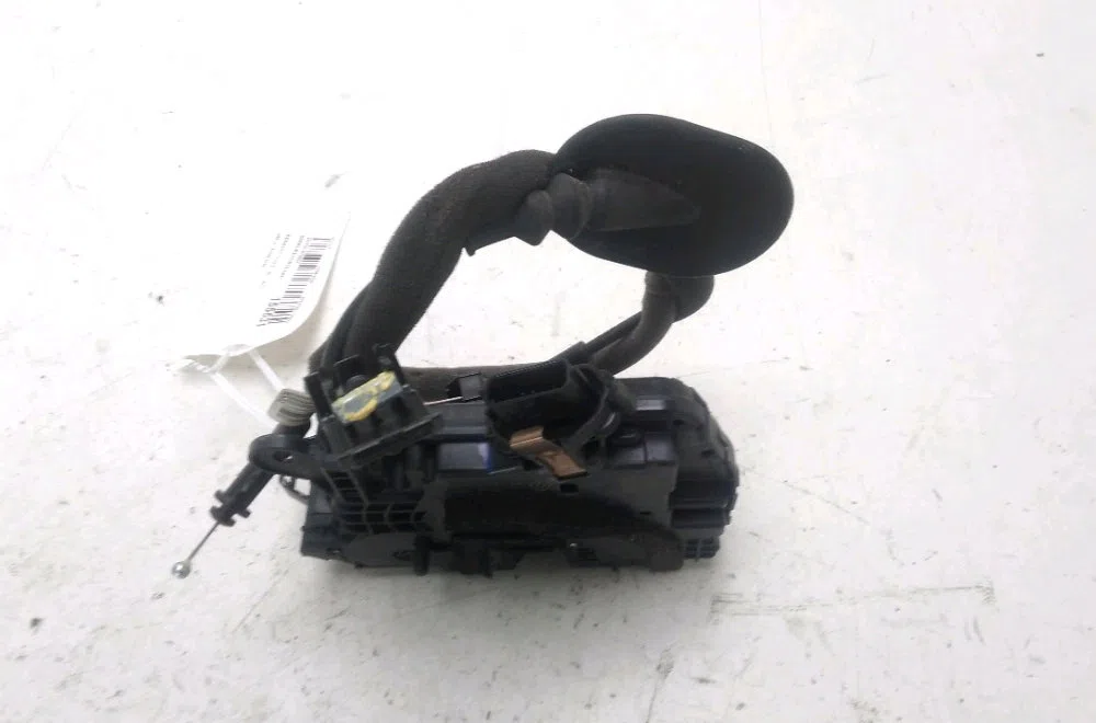 Serrure porte ard Renault CLIO V (B7_) 1.0 tce 100 (b7mt) (2019) occasion