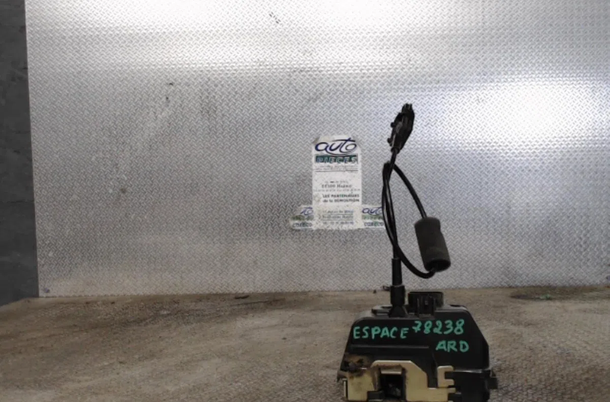 Serrure porte ard Renault ESPACE IV (JK0-1_) 1.9 dci (jk0u, jk0g) (2002) occasion