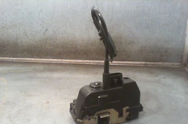 Serrure porte ard Renault ESPACE IV (JK0-1_) 2.2 dci (jk0h) (2002-2006) occasion