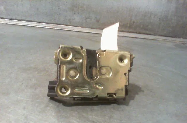 Serrure porte ard RENAULT R5 1988 occasion