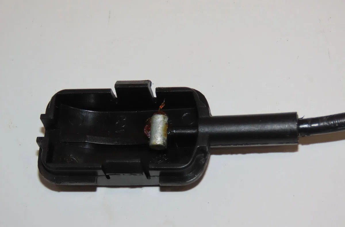 Serrure porte ard Renault SCÉNIC III (JZ0-1_) 1.5 dci (2009) 5 portes occasion