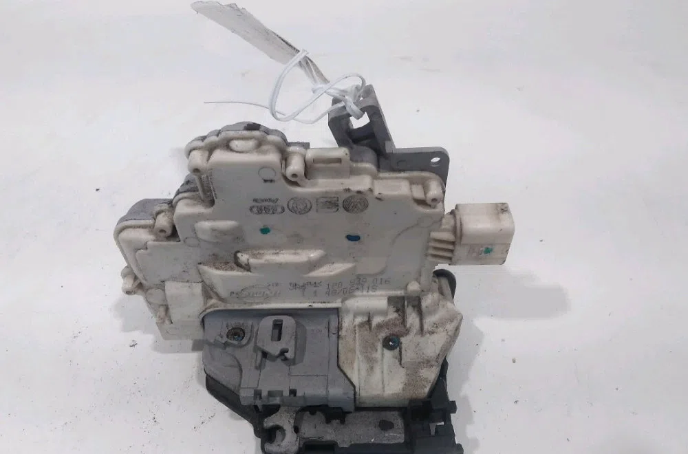 Serrure porte ard Seat LEON (1P1) 2.0 tdi (2005-2010) occasion