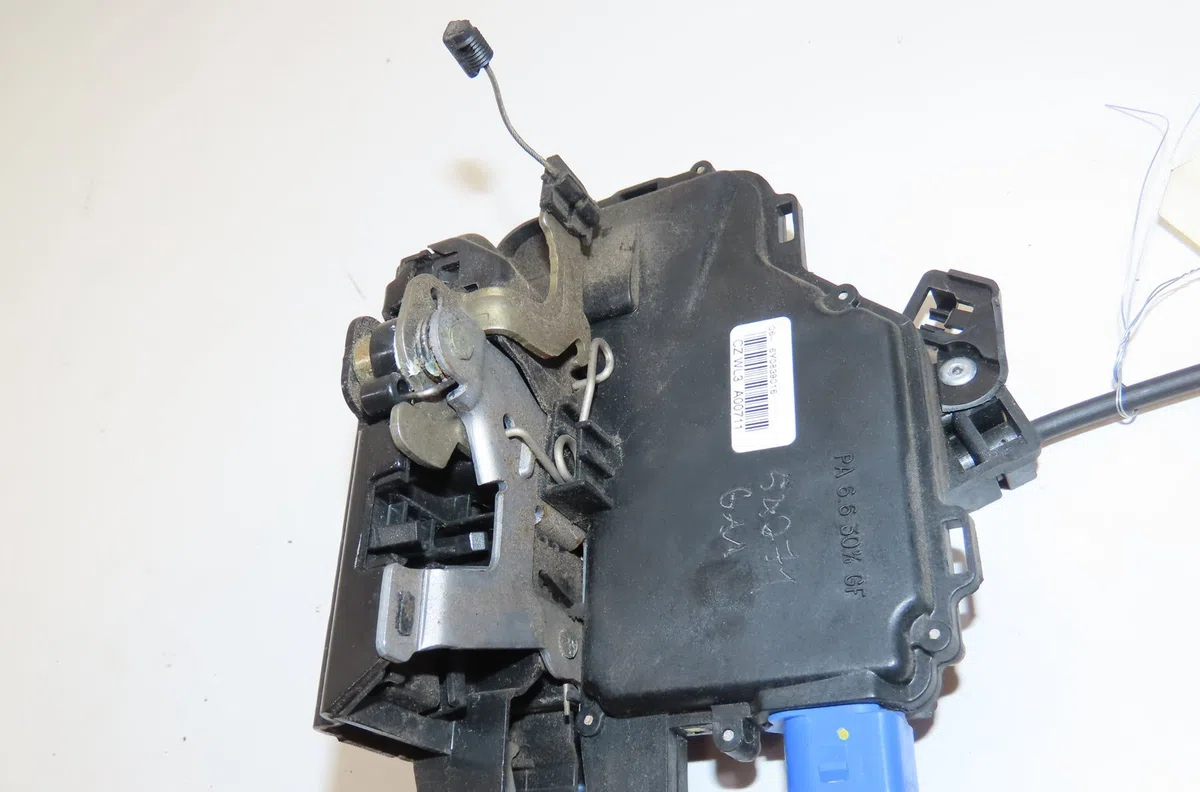 Serrure porte ard Skoda FABIA I (6Y2) 1.2 (2001-2007) occasion