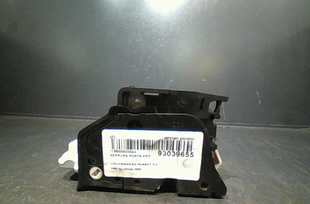 Serrure porte ard Volkswagen PASSAT B6 (3C2) 2.0 tdi (2005-2009) occasion