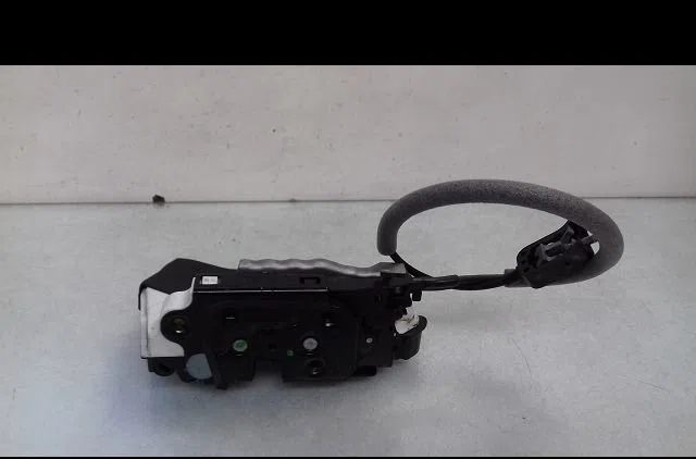 Serrure porte ard Volkswagen POLO V (6R1, 6C1) 1.2 (2009) occasion