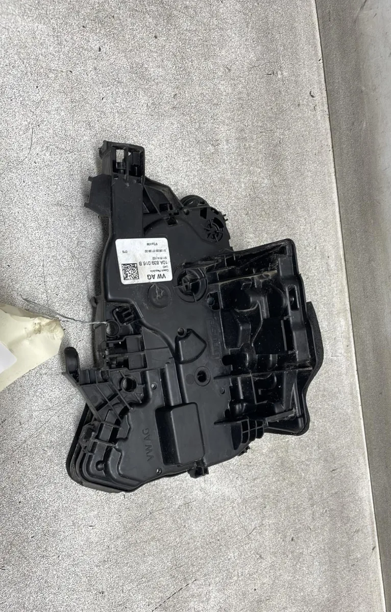 Serrure porte ard Volkswagen TAIGO (CS1) Liberty 200 (2006) occasion