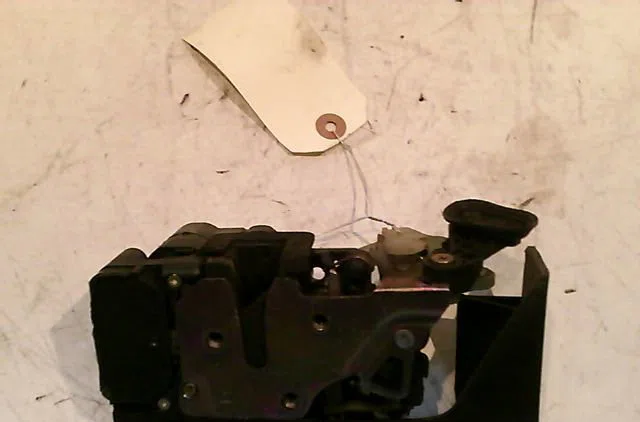 Serrure porte arg ALFA ROMEO 156 occasion
