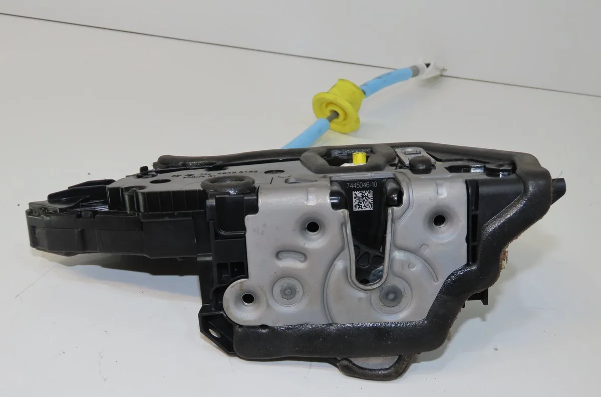 Serrure porte arg Bmw 1 (F40) 116 d (2019) occasion