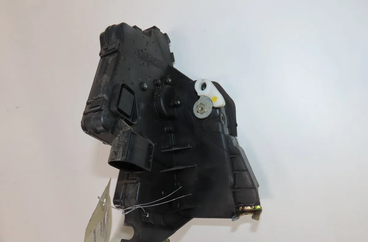 Serrure porte arg Bmw 3 (E46) 330 d (1999-2005) 4 portes occasion
