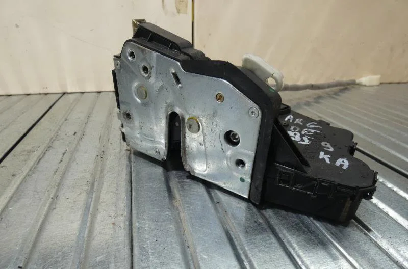 Serrure porte arg BMW SERIE 3 E46 TOURING PHASE 2 BREAK occasion