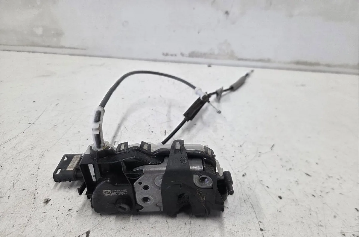 Serrure porte arg CITROEN C3 3 PHASE 1 occasion