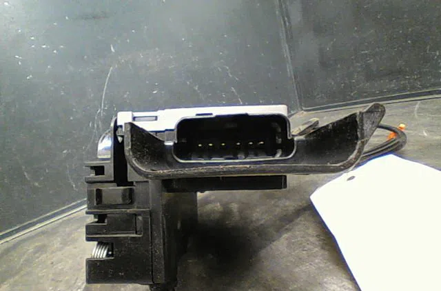 Serrure porte arg Citroën C4 GRAND PICASSO I (UA_) 1.6 hdi (2006-2011) 5 portes occasion