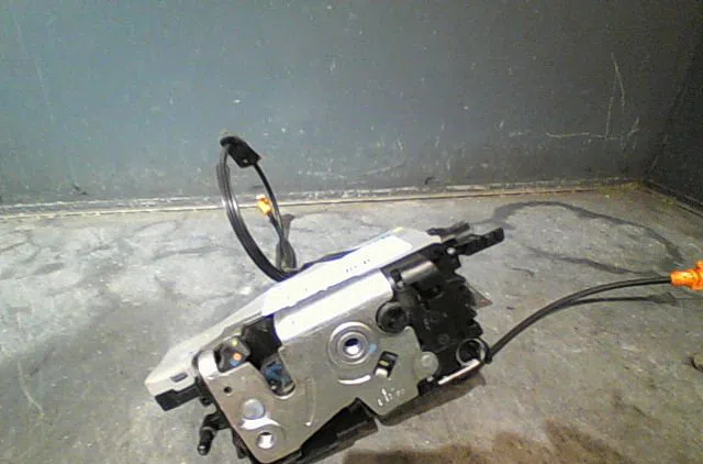 Serrure porte arg Citroën C4 GRAND PICASSO I (UA_) 2.0 hdi 138 (2006-2013) occasion