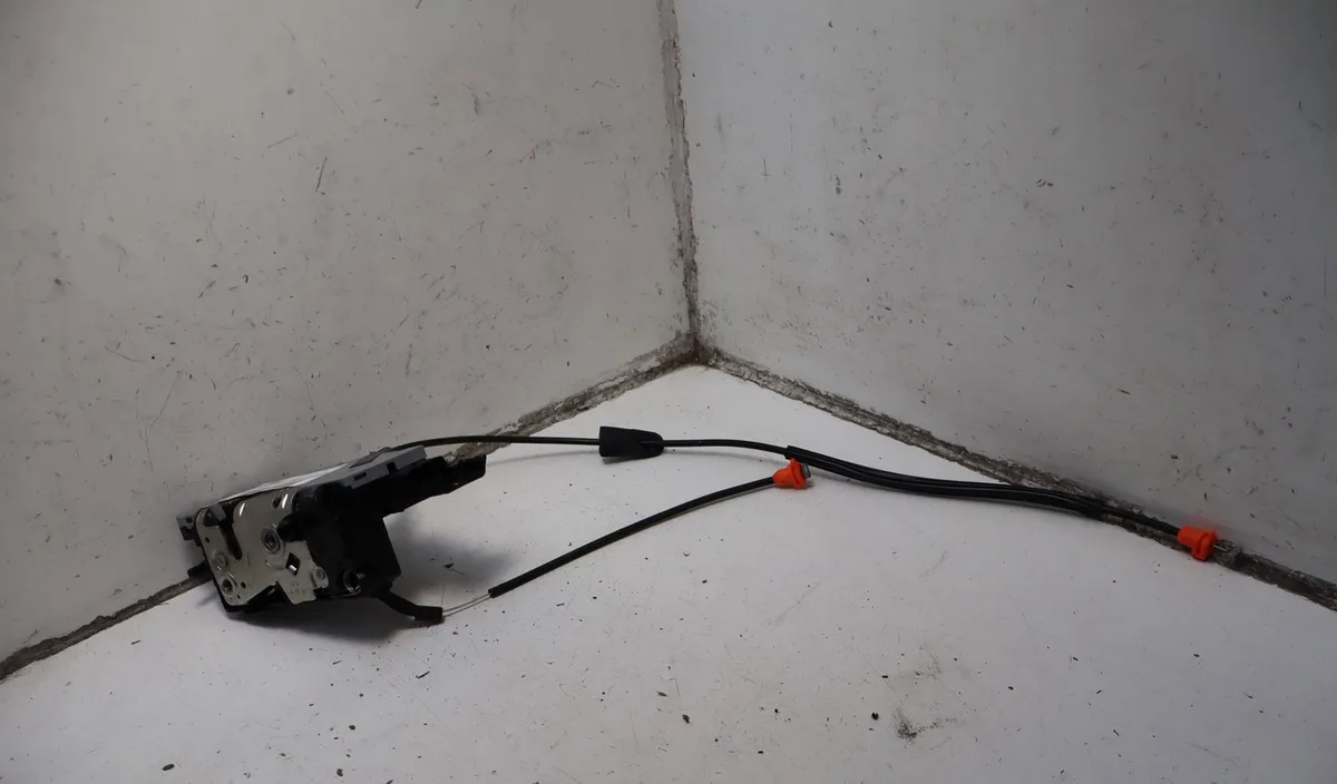 Serrure porte arg Citroen C4 GRAND PICASSO I (UA_) 2.0 hdi 150 (2009-2013) occasion