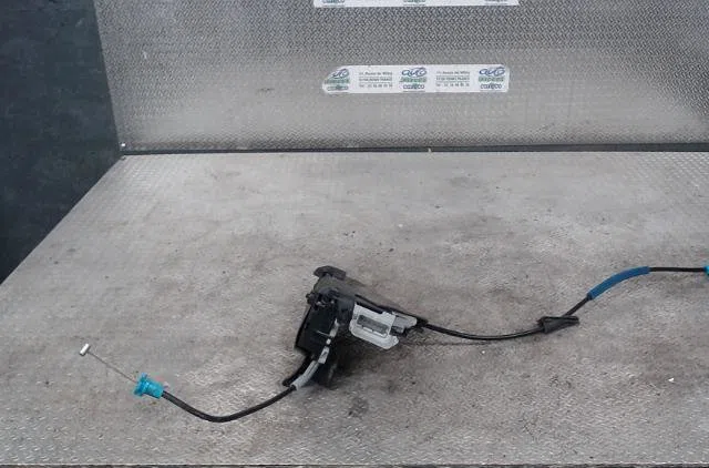 Serrure porte arg Citroen C4 I (LC_) 1.6 hdi (2004-2011) occasion