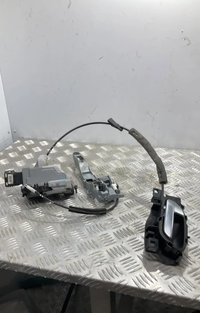 Serrure porte arg CITROEN C5 2 occasion