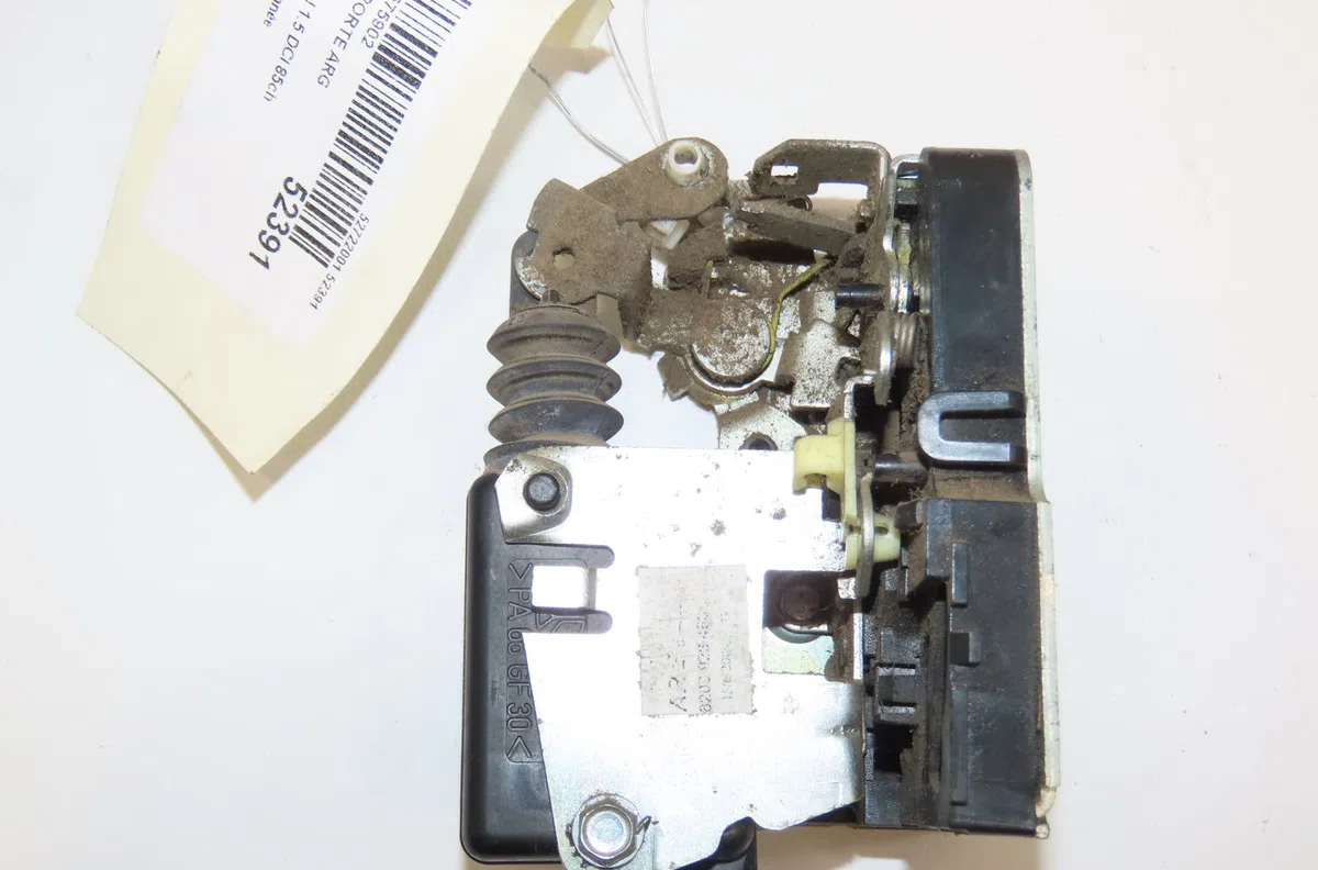 Serrure porte arg Dacia LOGAN MCV (KS_) 1.5 dci (ks0w) (2007-2012) 5 portes occasion