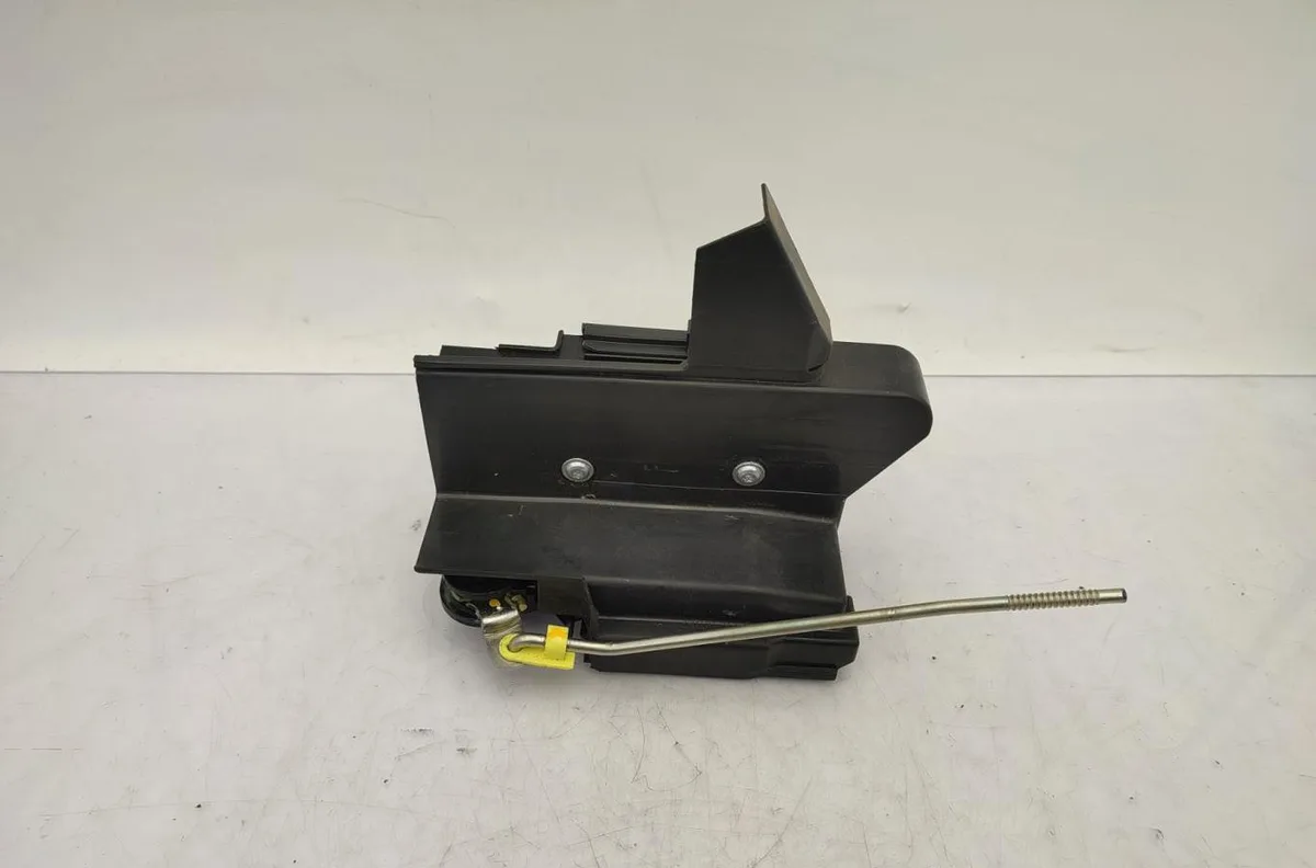 Serrure porte arg DACIA SANDERO 2 PHASE 2 occasion