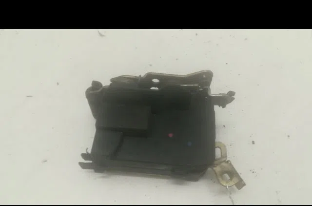 Serrure porte arg Fiat PUNTO (176_) 55 1.1 (1993-1999) occasion