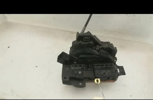 Serrure porte arg Ford FOCUS I Clipper (DNW) 1.8 tdci (2001-2004) occasion