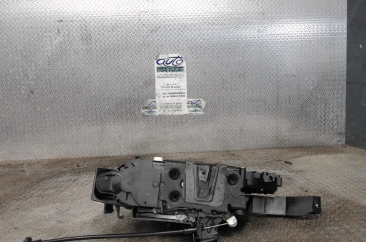 Serrure porte arg FORD KUGA 1 0 occasion