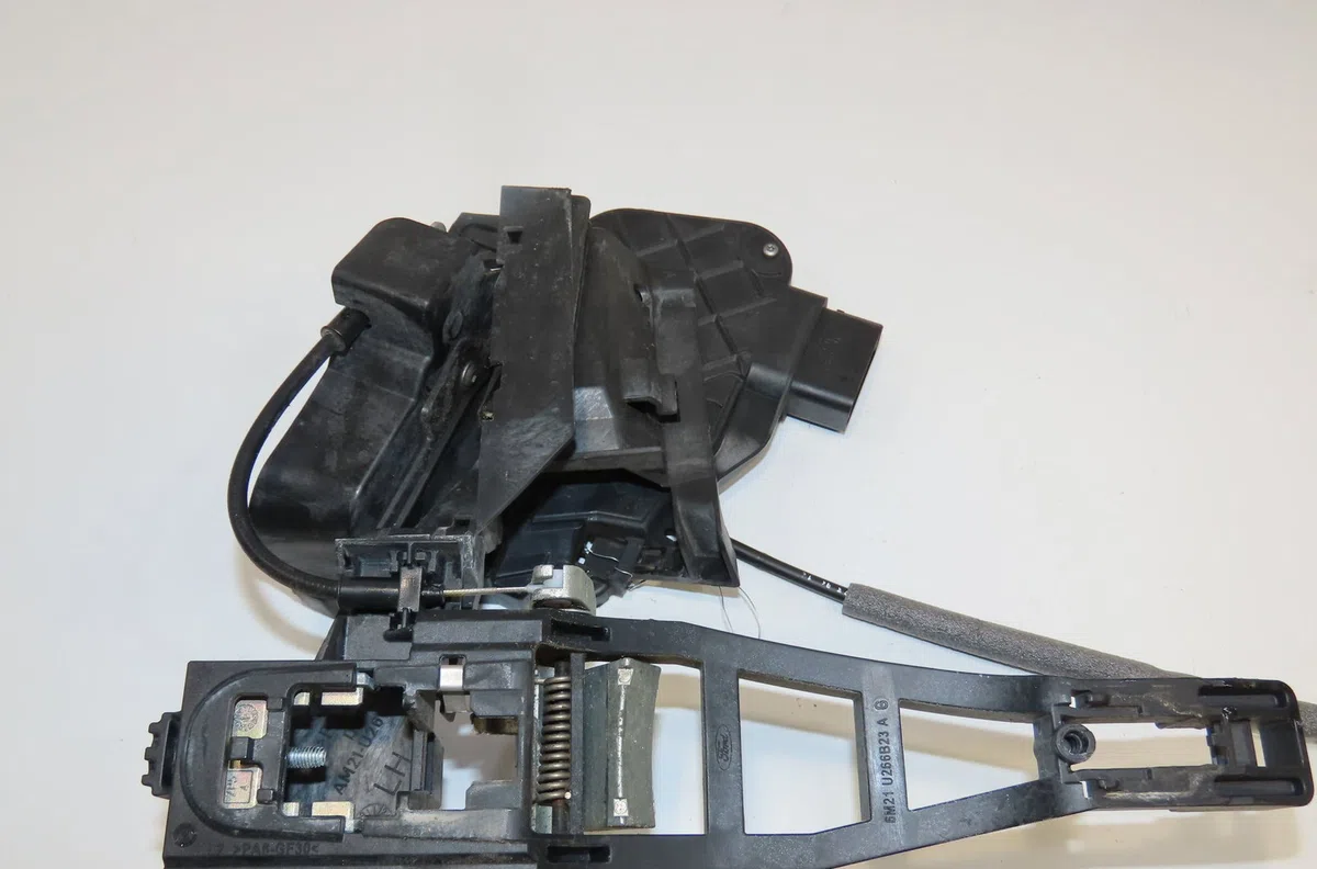 Serrure porte arg Ford S-MAX (WA6) 2.0 tdci (2006-2014) occasion