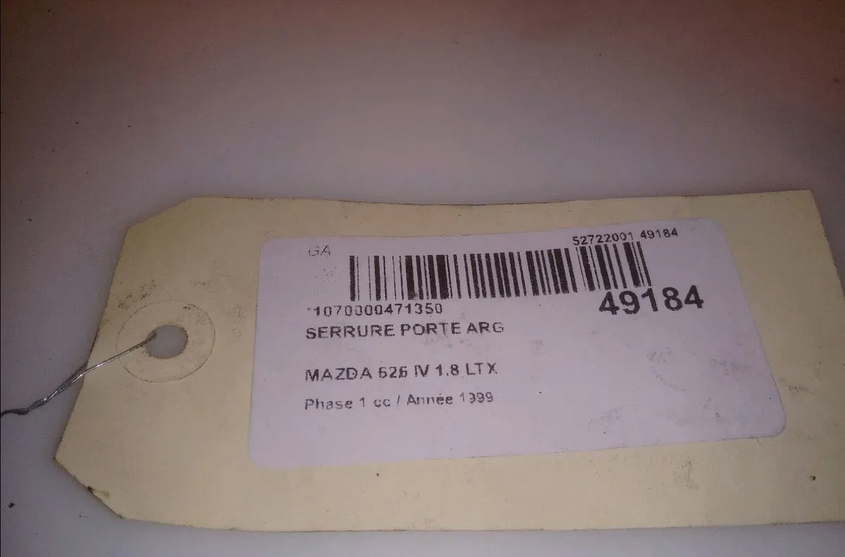 Serrure porte arg Mazda 626 V Hatchback (GF) 1.8 (gf8p) (1997-1999) occasion