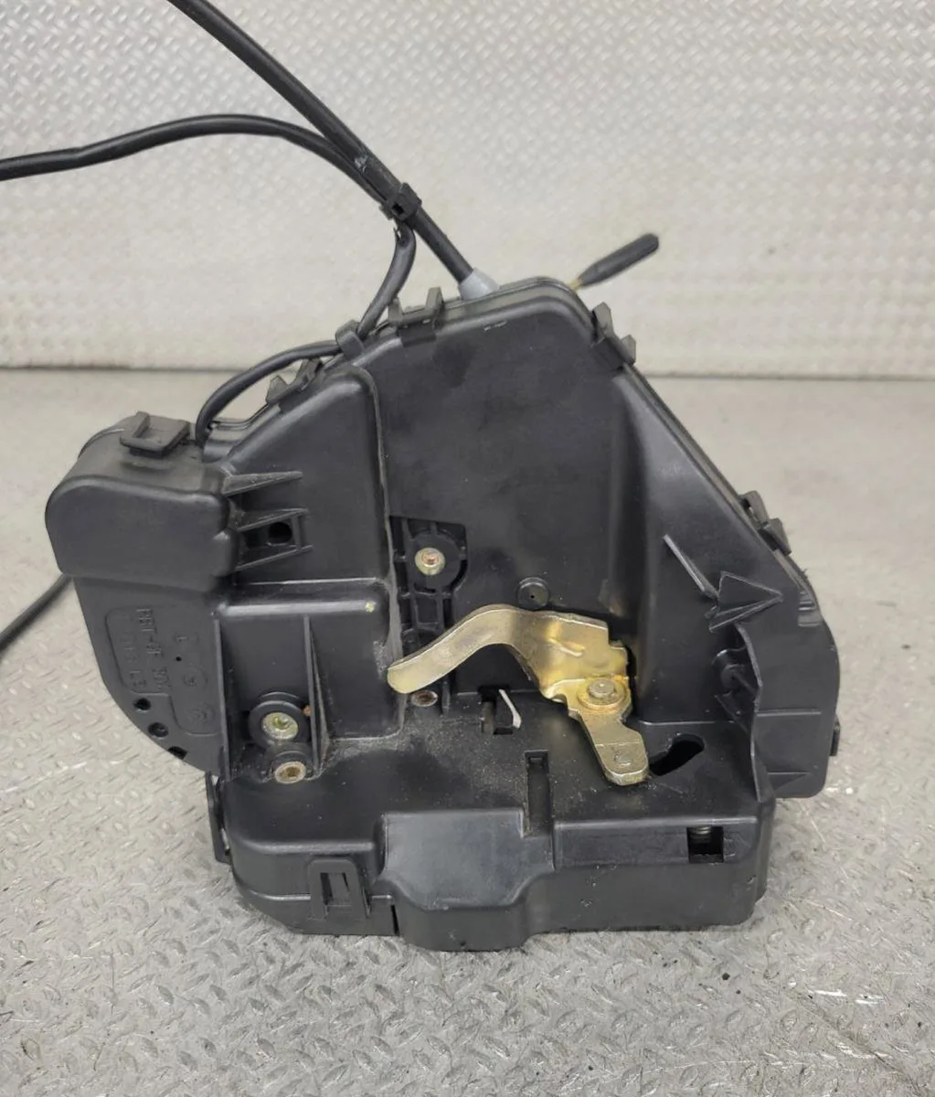 Serrure porte arg Mercedes-benz CLASSE E (W211) E 280 cdi (211.020) (2005-2008) occasion