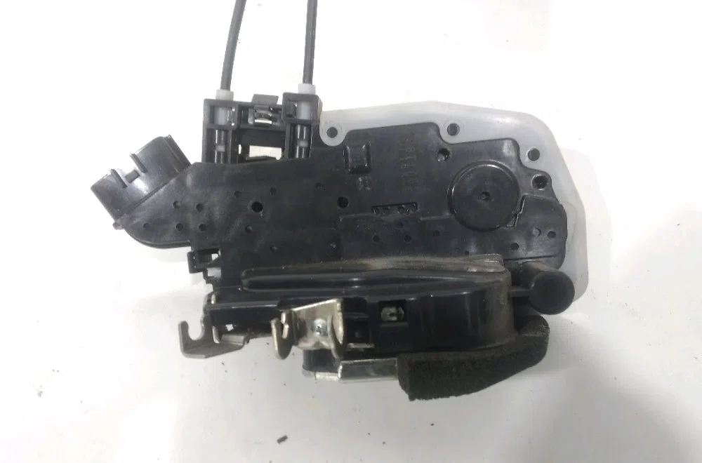 Serrure porte arg Nissan MICRA IV (K13K) 1.2 (2010-2015) occasion