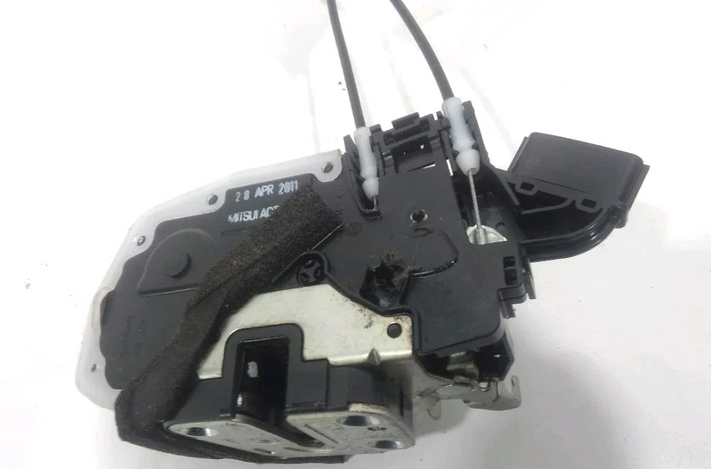 Serrure porte arg Nissan MICRA IV (K13K) 1.2 (2010-2015) occasion