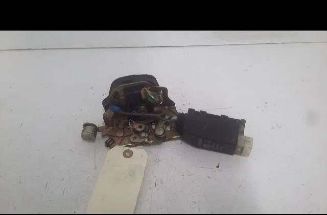 Serrure porte arg OPEL CORSA II 2000 occasion