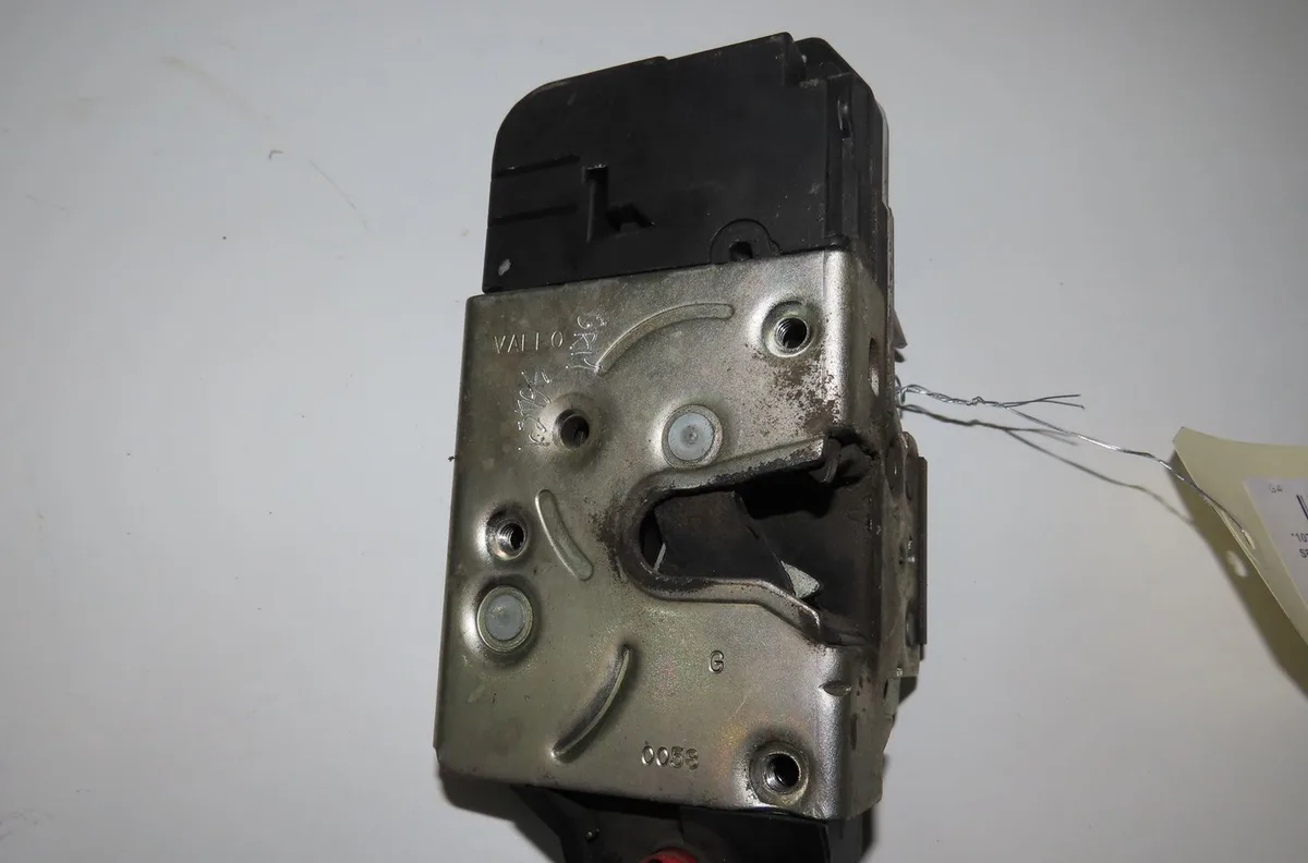 Serrure porte arg Peugeot 206 (2L_, 2M_) 1.1 (2009-2013) occasion