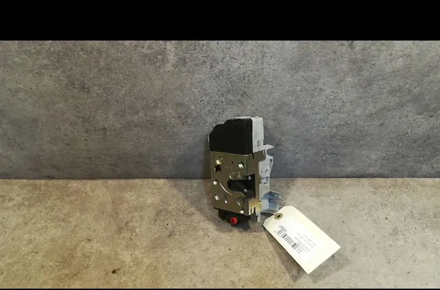 Serrure porte arg Peugeot 307 Break (3E) 1.6 hdi 110 (2004-2008) 5 portes occasion